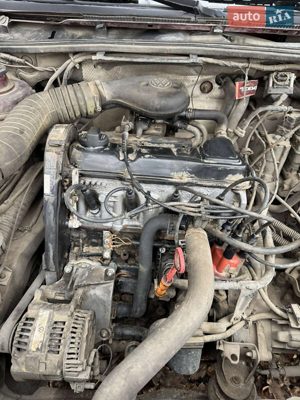 Универсал Volkswagen Passat 1994 в Заречном