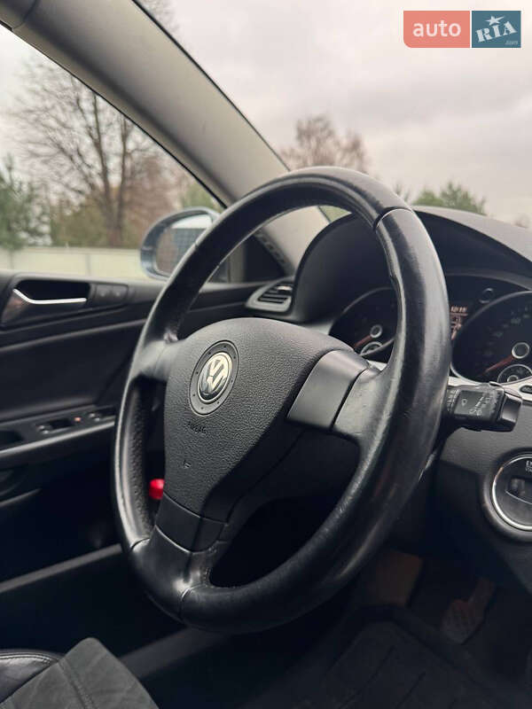 Универсал Volkswagen Passat 2008 в Луцке