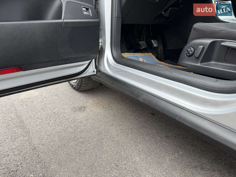 Седан Volkswagen Passat 2009 в Виннице