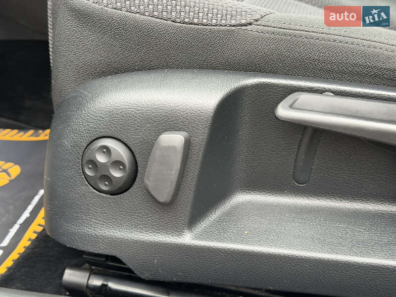 Седан Volkswagen Passat 2009 в Виннице