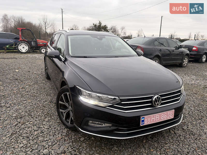 Универсал Volkswagen Passat 2020 в Львове