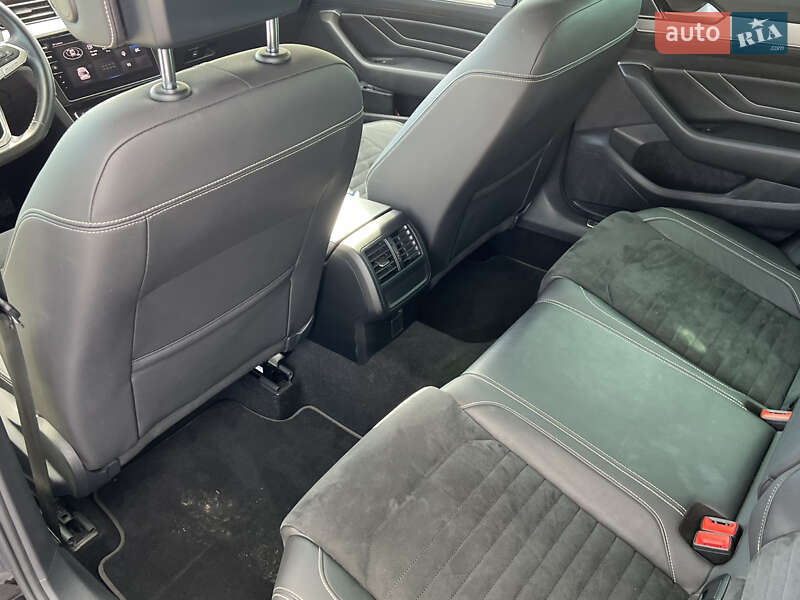 Универсал Volkswagen Passat 2020 в Львове