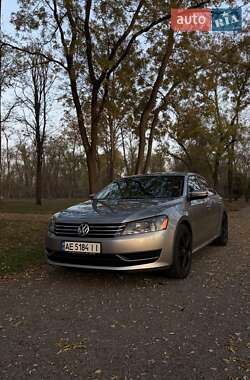 Седан Volkswagen Passat 2013 в Киеве