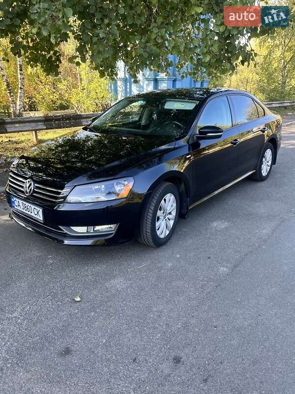 Седан Volkswagen Passat 2013 в Черкассах