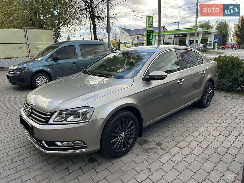 Volkswagen Passat 2012 Volkswagen Passat 2012