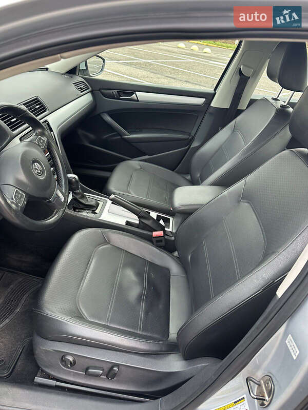Седан Volkswagen Passat 2012 в Черновцах фото 10 Седан Volkswagen Passat 2012 в Черновцах