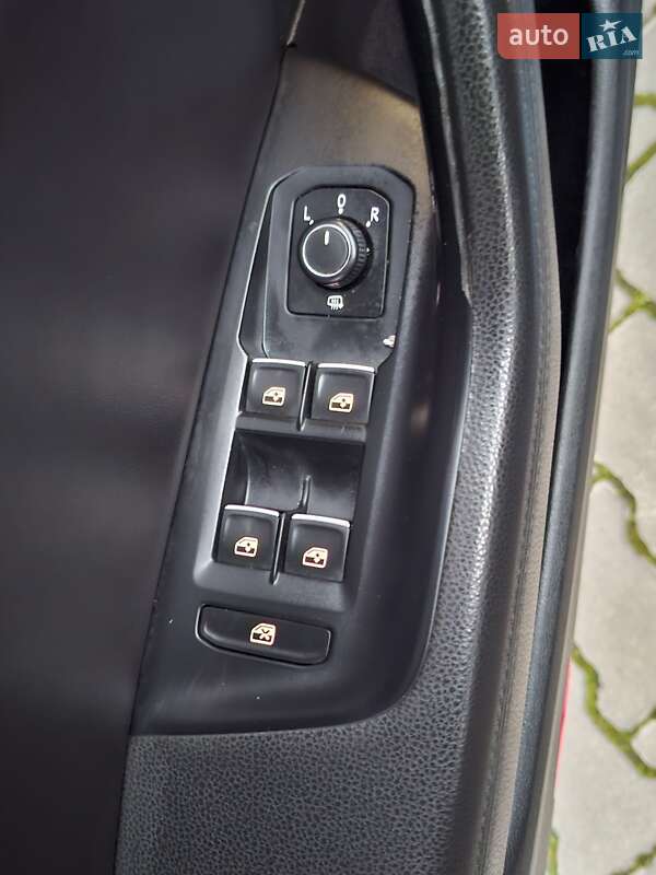 Универсал Volkswagen Passat 2016 в Черновцах