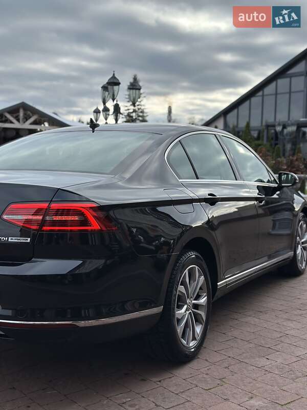 Седан Volkswagen Passat 2016 в Стрые