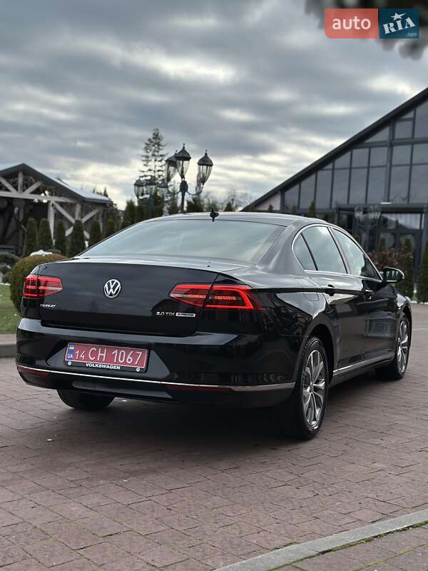 Седан Volkswagen Passat 2016 в Стрые