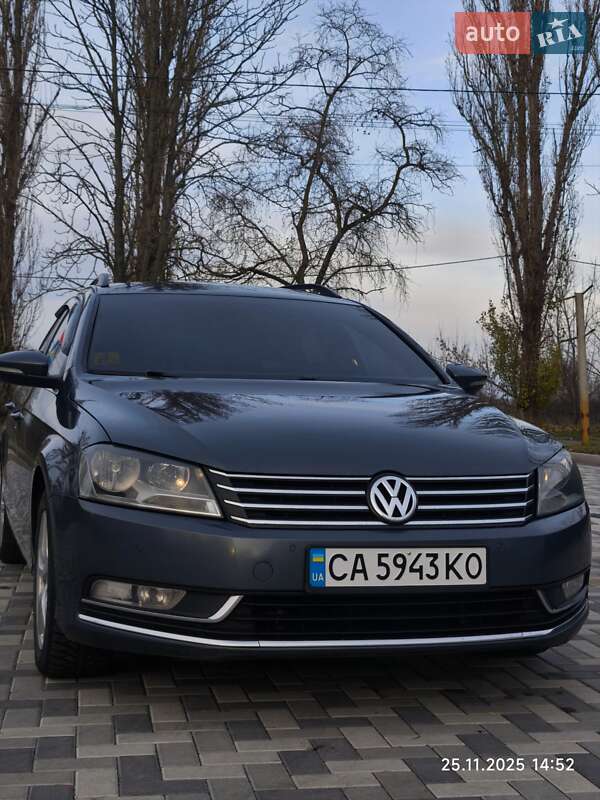 Универсал Volkswagen Passat 2011 в Каневе