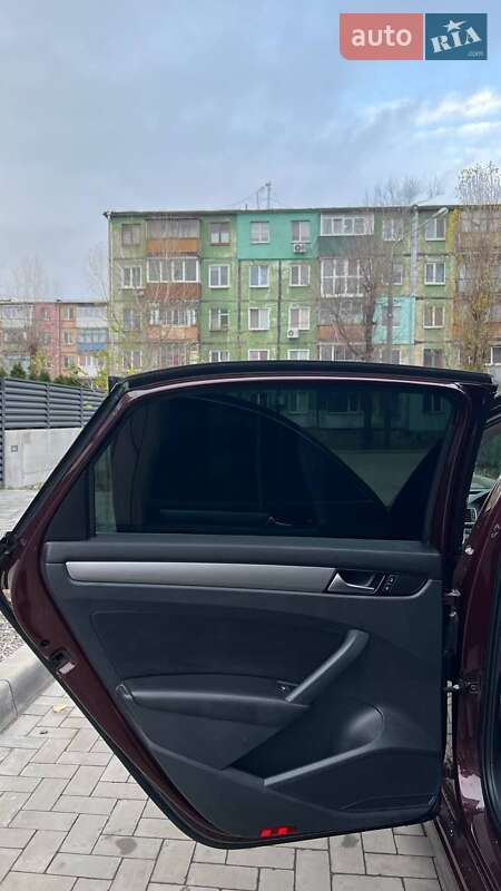 Седан Volkswagen Passat 2014 в Кривом Роге