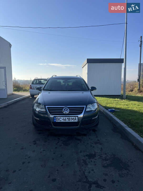 Универсал Volkswagen Passat 2008 в Львове