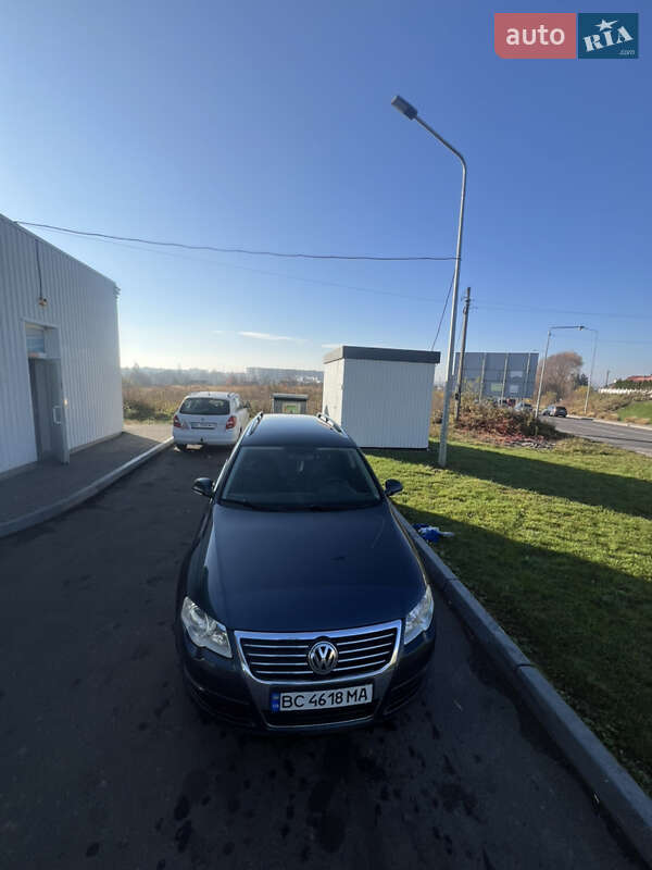 Универсал Volkswagen Passat 2008 в Львове