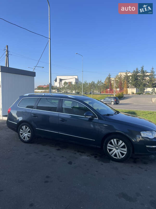 Универсал Volkswagen Passat 2008 в Львове