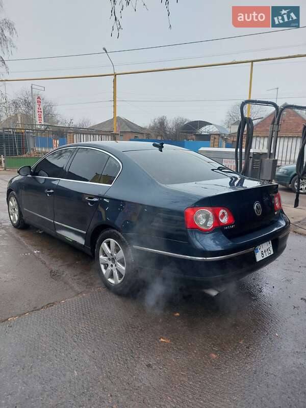 Седан Volkswagen Passat 2005 в Слов'янську