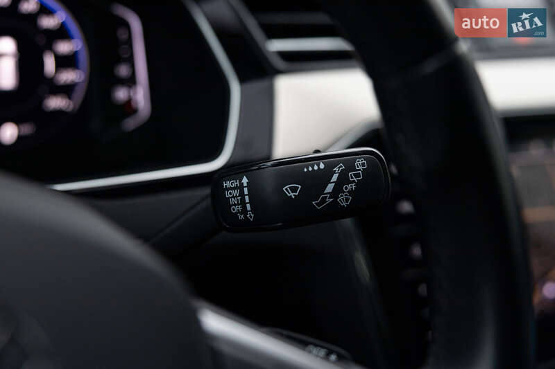 Универсал Volkswagen Passat 2021 в Луцке