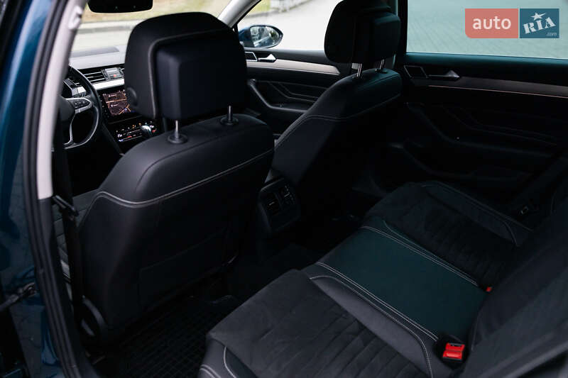 Универсал Volkswagen Passat 2021 в Луцке