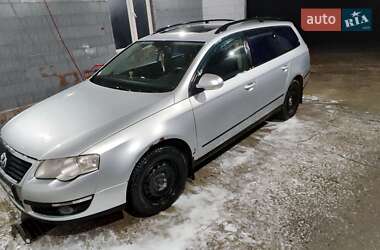 Універсал Volkswagen Passat 2005 в Кам'янець-Подільському