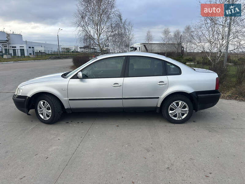 Седан Volkswagen Passat 2000 в Коростене фото 3 Седан Volkswagen Passat 2000 в Коростене