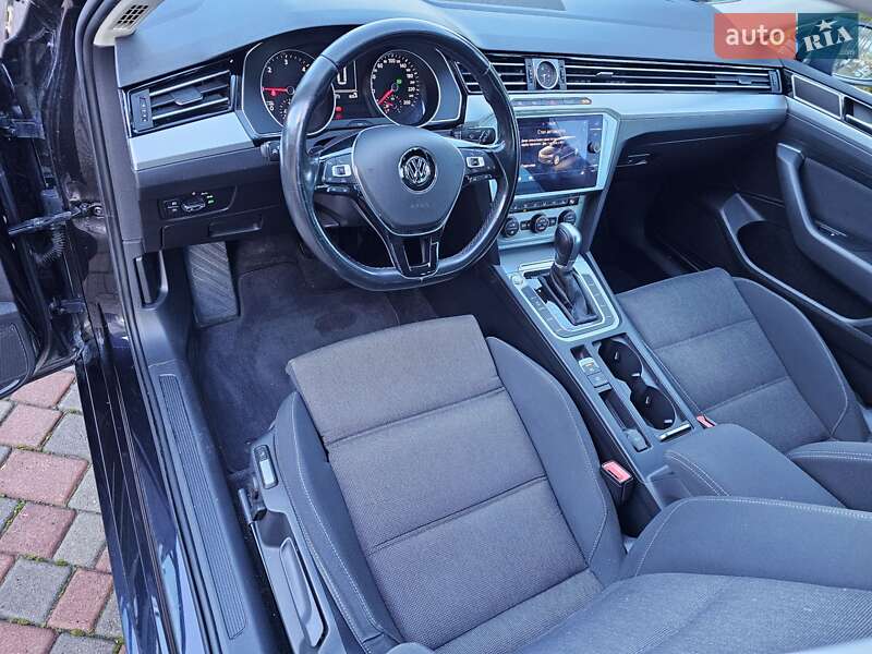 Універсал Volkswagen Passat 2017 в Калуші фото 13 Універсал Volkswagen Passat 2017 в Калуші