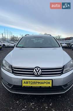 Универсал Volkswagen Passat 2012 в Ужгороде