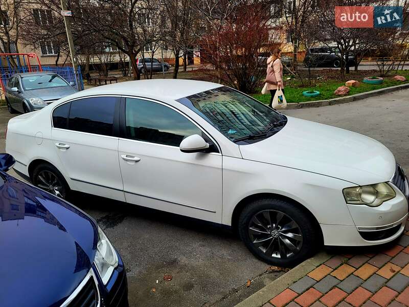 Седан Volkswagen Passat 2007 в Вишневому
