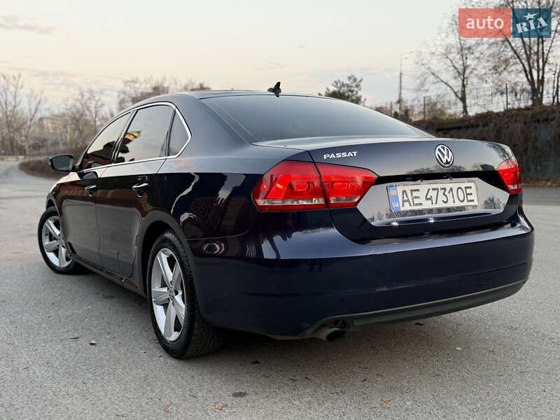 Седан Volkswagen Passat 2015 в Днепре
