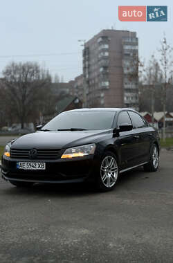Седан Volkswagen Passat 2014 в Днепре