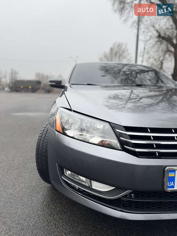 Седан Volkswagen Passat 2014 в Павлограде