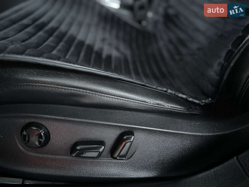 Седан Volkswagen Passat 2012 в Виннице