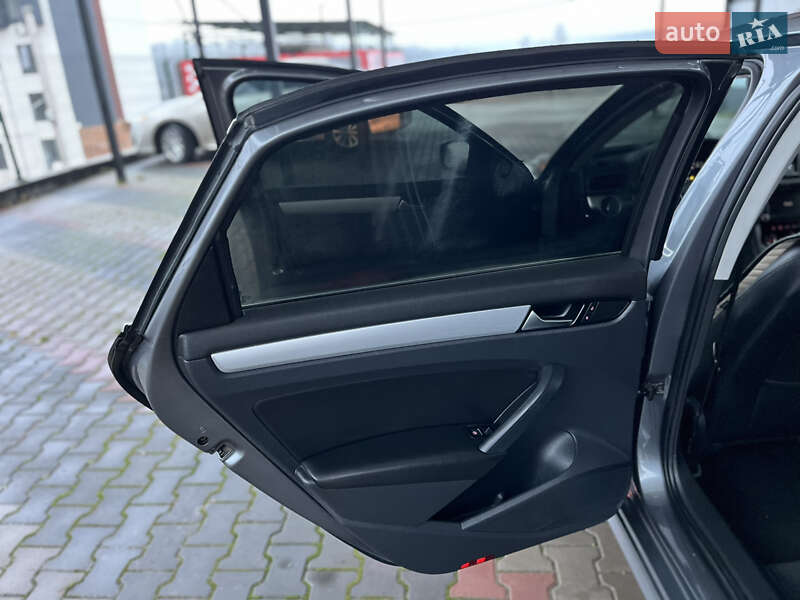 Седан Volkswagen Passat 2012 в Виннице