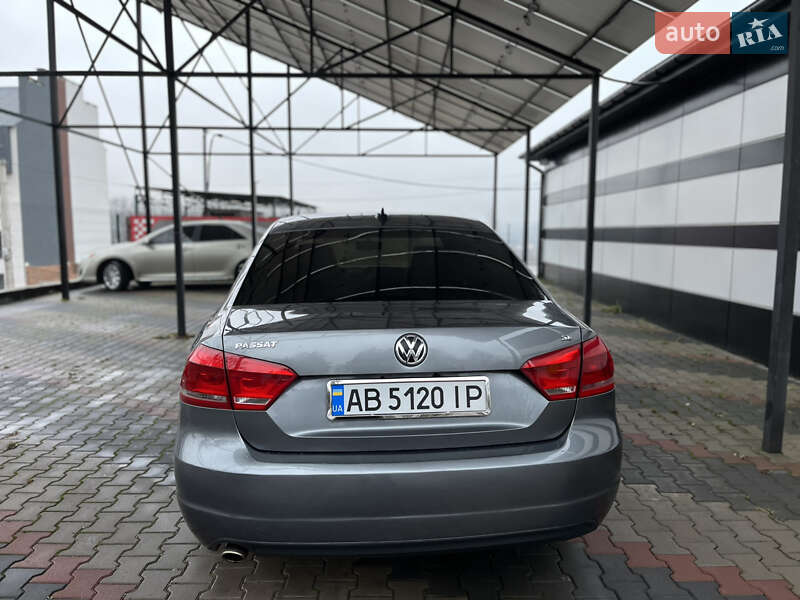 Седан Volkswagen Passat 2012 в Виннице