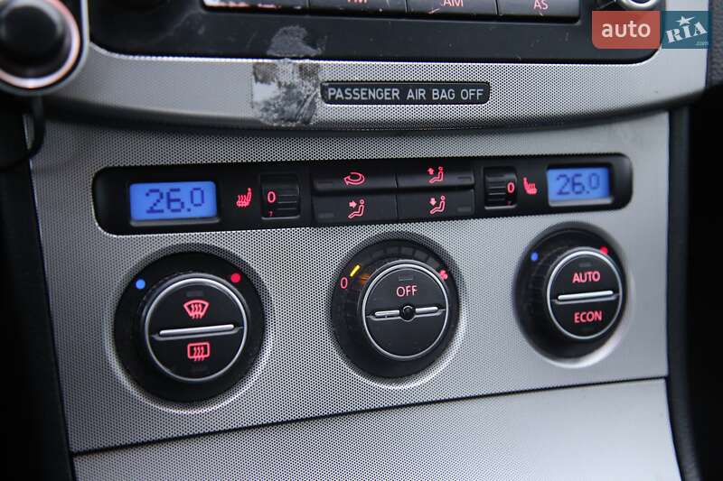 Седан Volkswagen Passat 2005 в Харкові