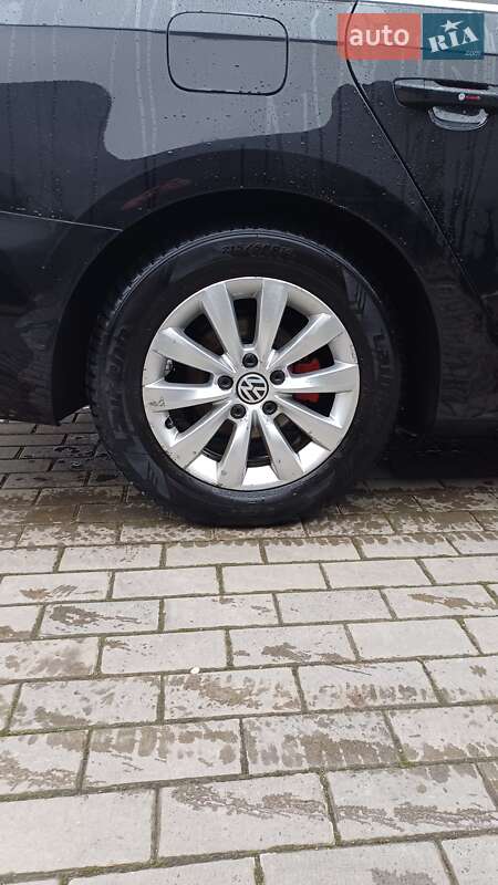 Седан Volkswagen Passat 2014 в Березному