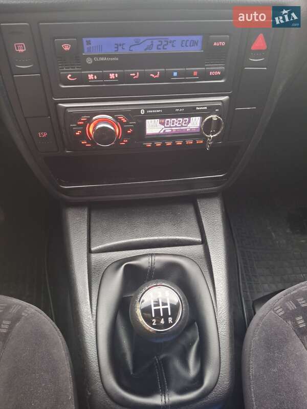 Универсал Volkswagen Passat 2003 в Бердичеве фото 18 Универсал Volkswagen Passat 2003 в Бердичеве