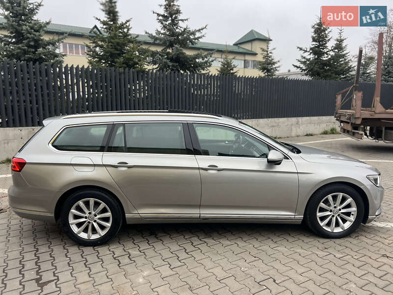Универсал Volkswagen Passat 2016 в Луцке фото 8 Универсал Volkswagen Passat 2016 в Луцке