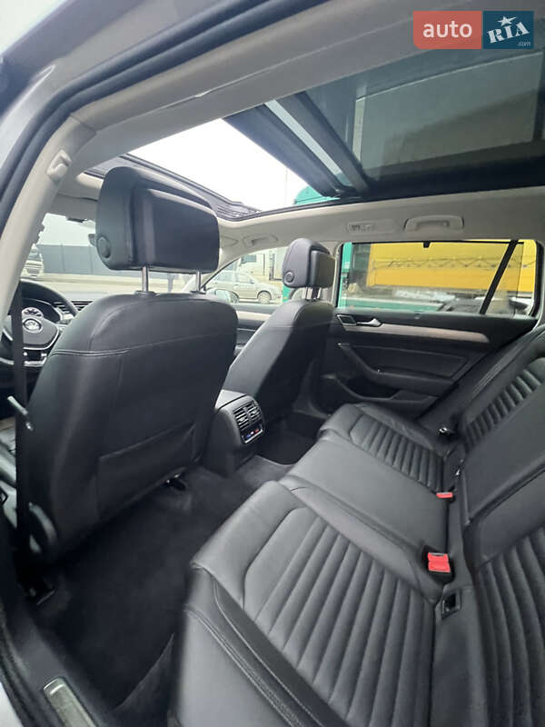 Универсал Volkswagen Passat 2016 в Луцке фото 38 Универсал Volkswagen Passat 2016 в Луцке