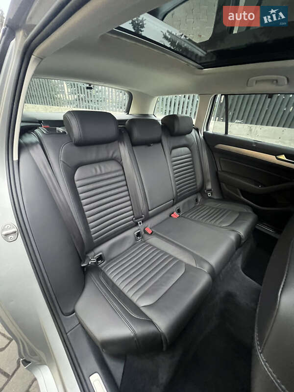 Универсал Volkswagen Passat 2016 в Луцке фото 48 Универсал Volkswagen Passat 2016 в Луцке