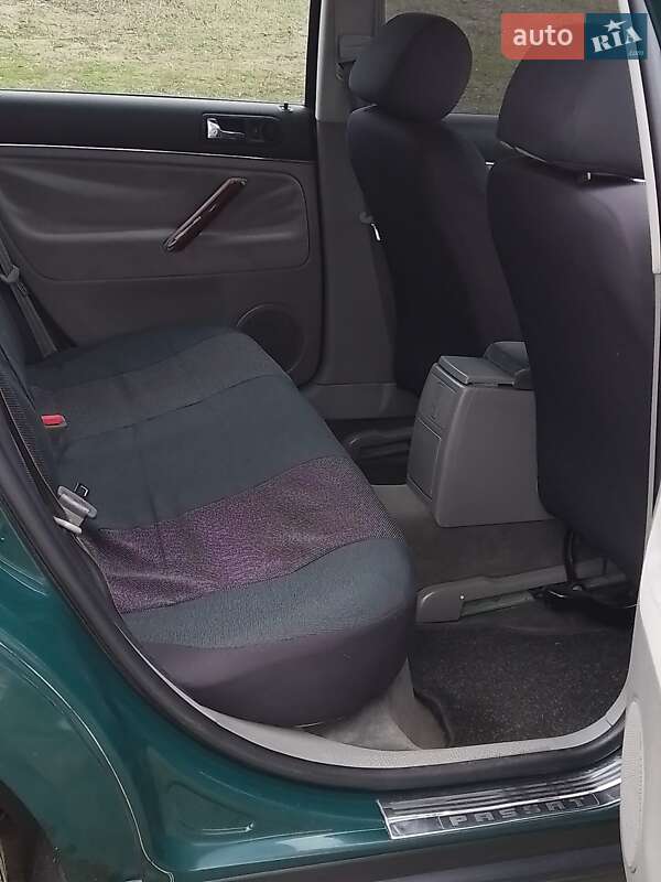 Седан Volkswagen Passat 2001 в Вышгороде фото 12 Седан Volkswagen Passat 2001 в Вышгороде