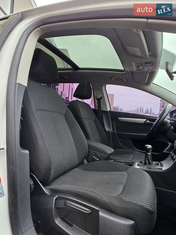 Універсал Volkswagen Passat 2011 в Хмельницькому фото 17 Універсал Volkswagen Passat 2011 в Хмельницькому