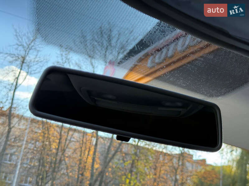 Седан Volkswagen Passat 2018 в Днепре