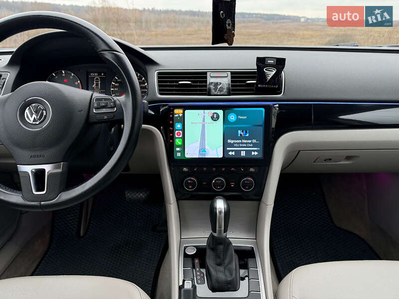 Седан Volkswagen Passat 2014 в Киеве