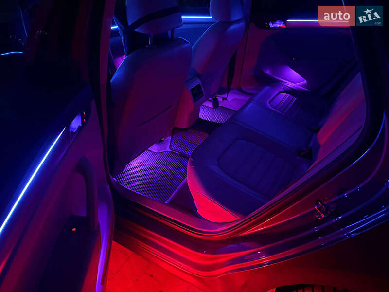 Седан Volkswagen Passat 2014 в Киеве