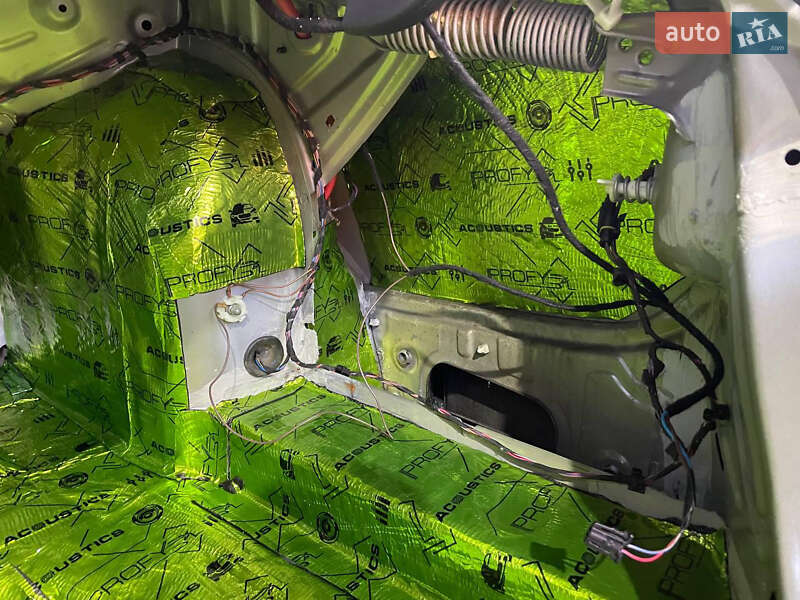 Седан Volkswagen Passat 2014 в Киеве