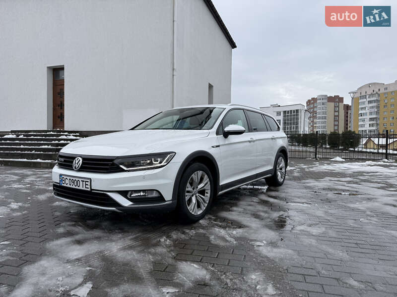 Универсал Volkswagen Passat 2017 в Львове