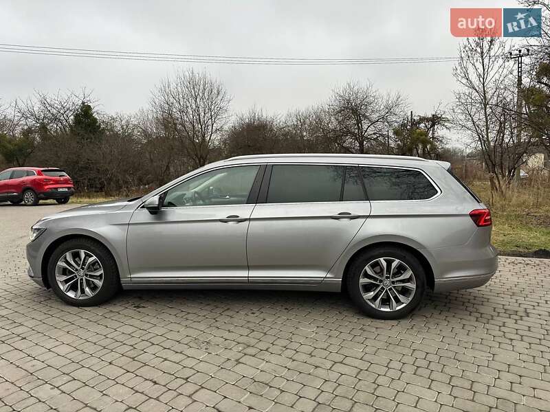 Универсал Volkswagen Passat 2019 в Львове