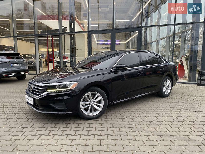 Седан Volkswagen Passat 2020 в Одессе