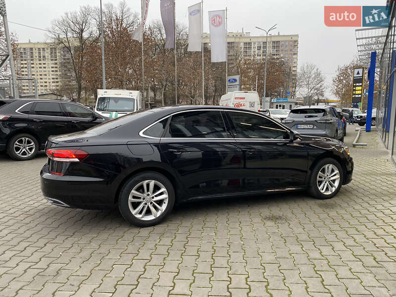 Седан Volkswagen Passat 2020 в Одессе