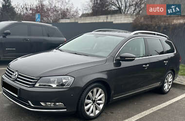Универсал Volkswagen Passat 2011 в Хотове