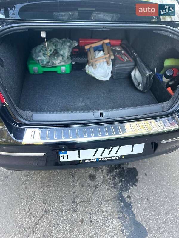 Седан Volkswagen Passat 2006 в Днепре